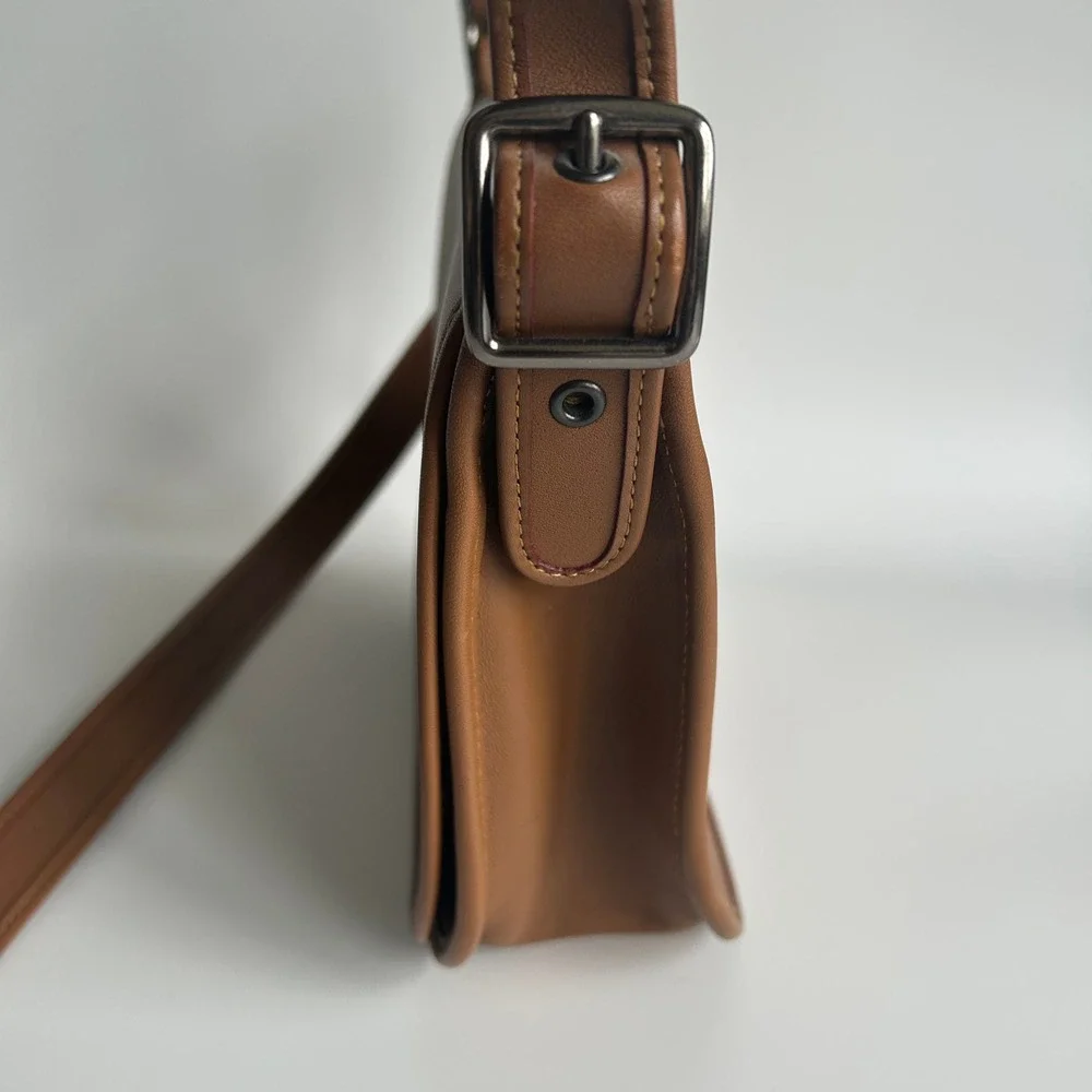 Disney Coach Mickey Mouse Saddle Bag 23 Tan Glovetanned‎ Leather Excellent